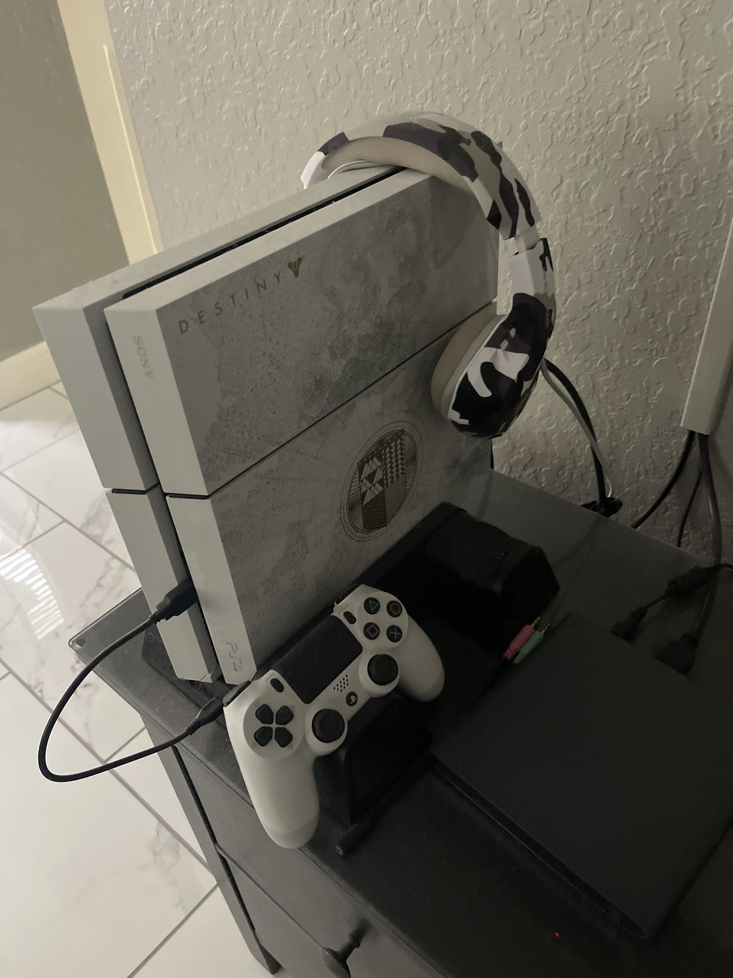 Limited Edition PS4