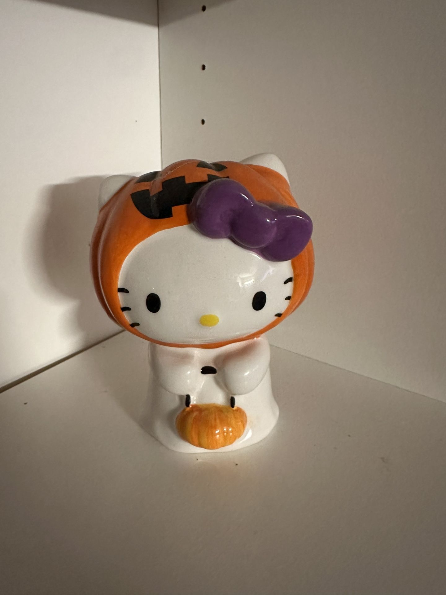Hello Kitty Halloween Ceramic