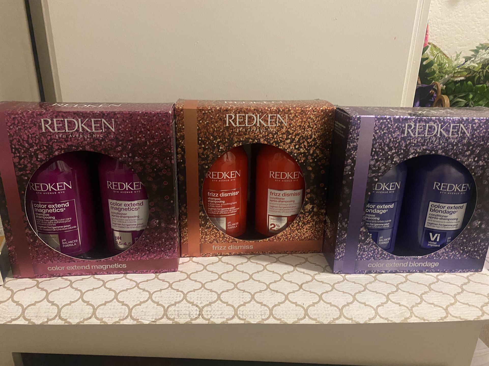 Redken's Profesional Shampoo & Conditioner Set (16oz Each)
