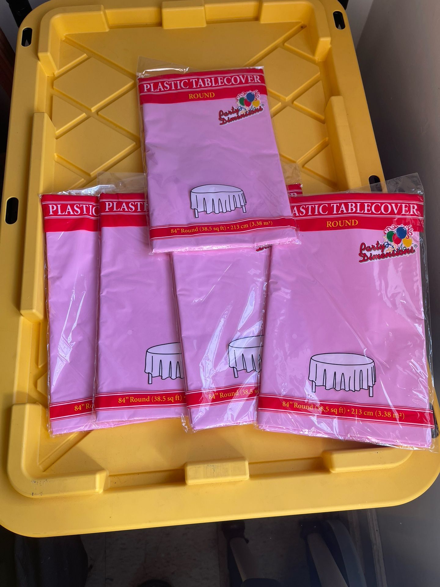 Plastic Round Table Covers $2