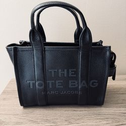 Marc Jacobs Black Pebbled Leather Tote Bag Logo (Mini)