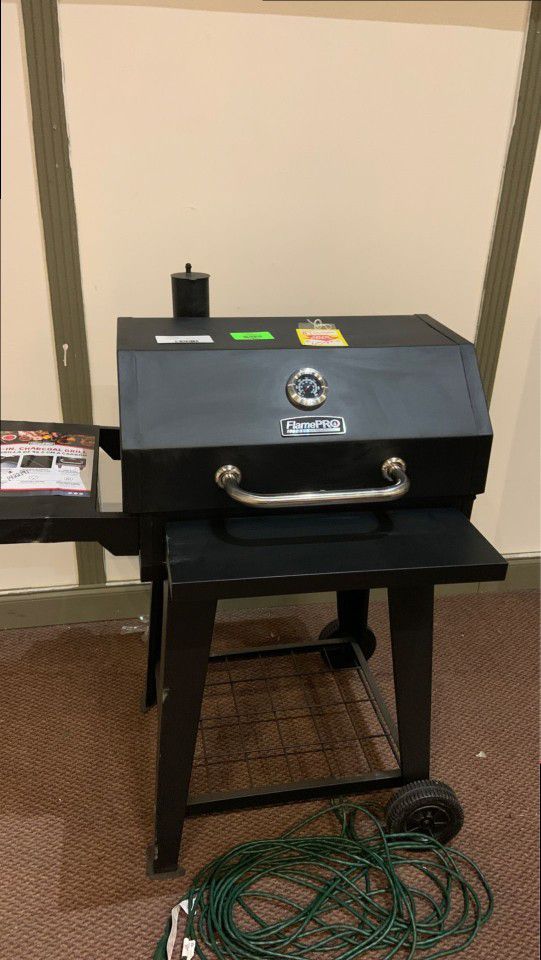 NEW FLAMEPRO CHARCOAL GRILL NEVER USED Liquidation sale today 🌟🔥 8DAR