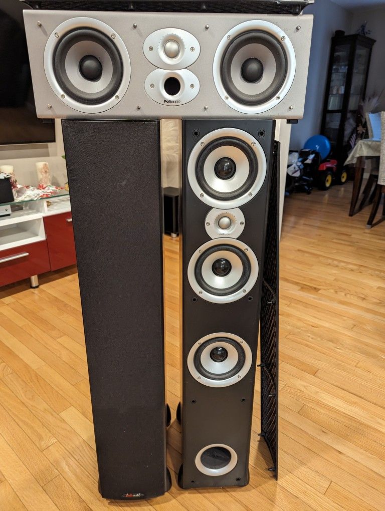 Polk audio Home Theater Speaker Set