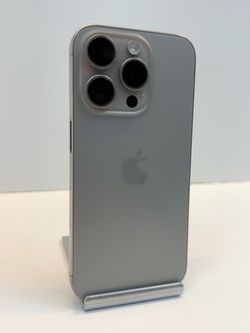 Apple iPhone 15 PRO 128gb. ( Unlocked Phone )