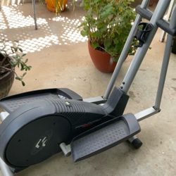 elliptical exercise machine