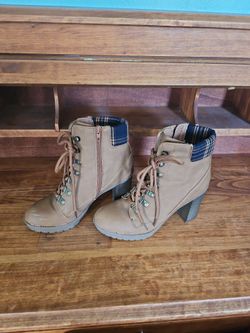 Tan Lace-Up Heeled Ankle Boots
