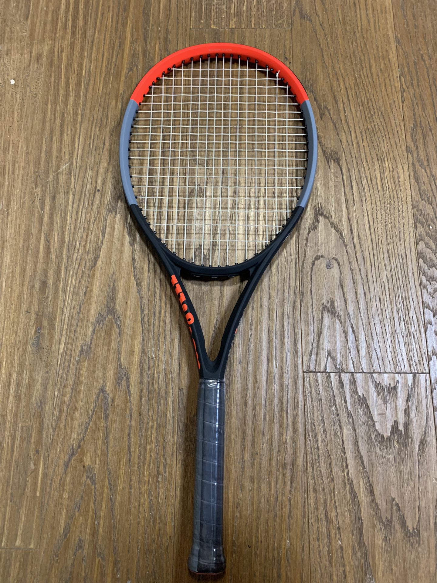 Tennis Racket Wilson Clash 100 