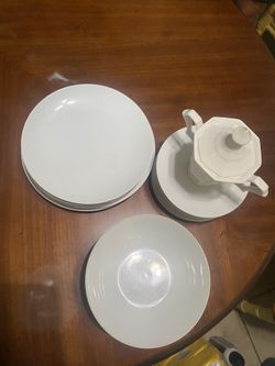 White dish set