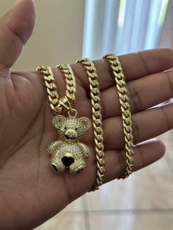 Cute Black Pendant With 24 Inch Gold Plated Cuban Necklace