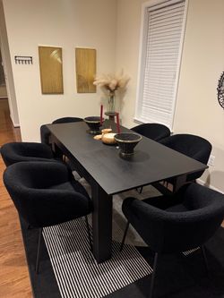 Dining Room Set  + Large Mirror $900