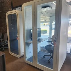 FRAMERY SINGLE SIZE PRIVACY BOOTHS AVAILABLE NOW!!! LIKE NEW .