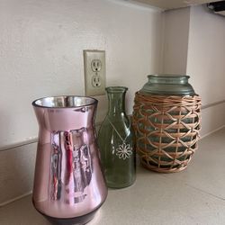 3 Vases 