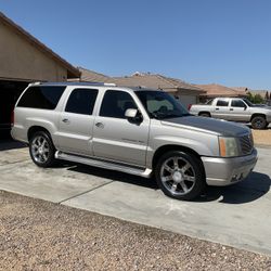 2004 Cadillac Escalade