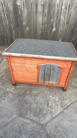 Dog house small