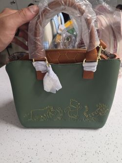 Loungefly Disney Winnie the Pooh Minimalist Purse