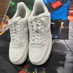 Nike Women's Air Force 1 'Shoes Color Lt -Bone/white