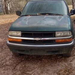 1998 Chevy  BLAZER 