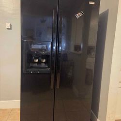 Kenmore Elite Side-by-Side Refrigerator - Works Great!