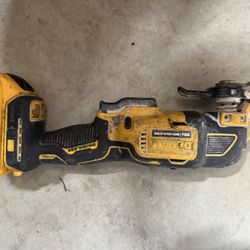 DeWalt 20V XR Brushless Oscillating Multi-Tool – Atomic Series + 5Ah Battery