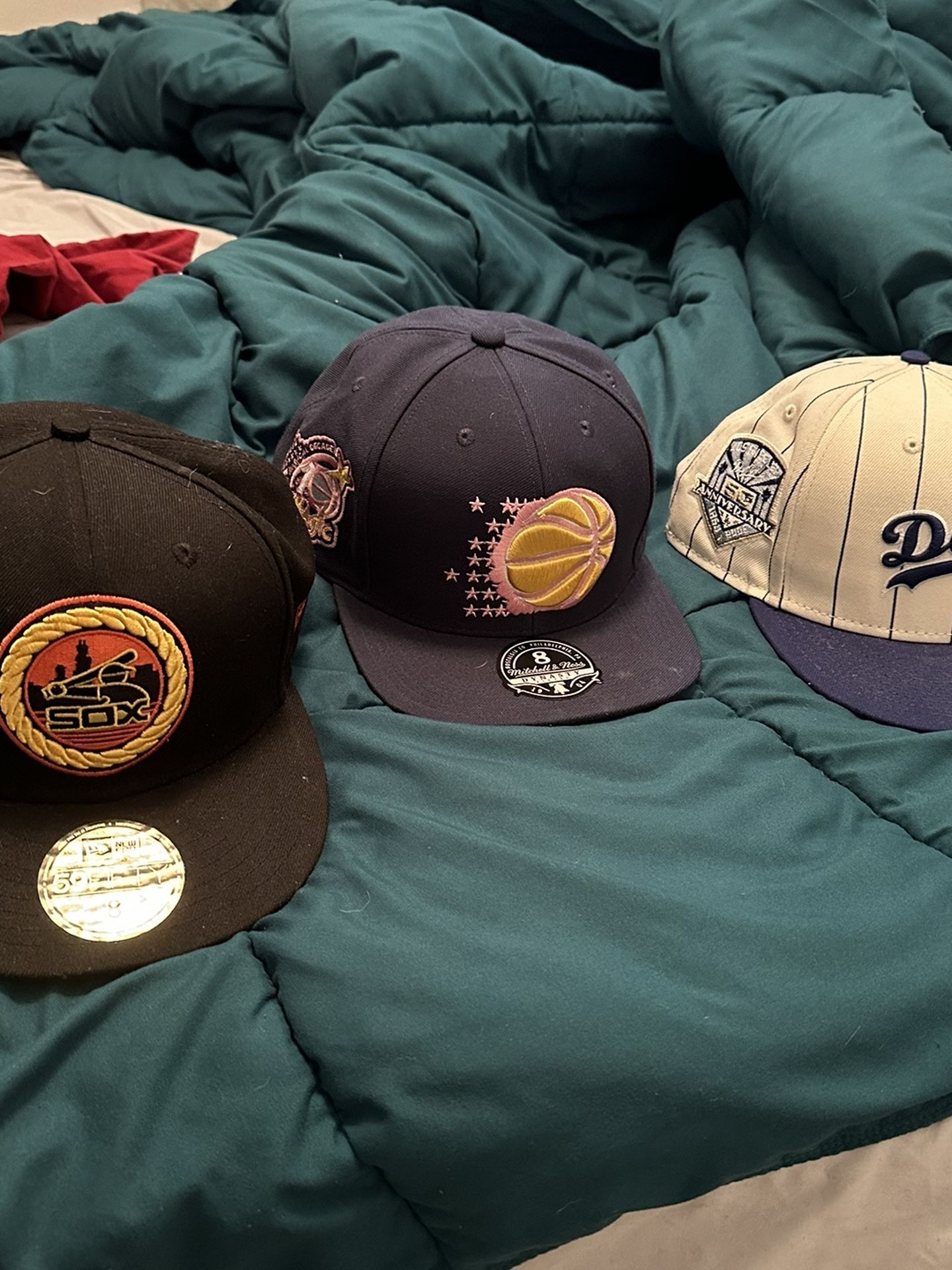 3 Package Fitted Hats