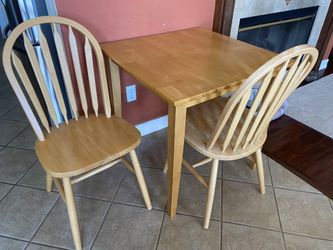 30” Square Table & Chair Set