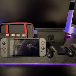 *PRICE DROP* Nintendo Switch (COMES WITH 128GB SD!)