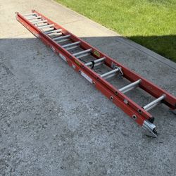 24 Foot Fiberglass ladder