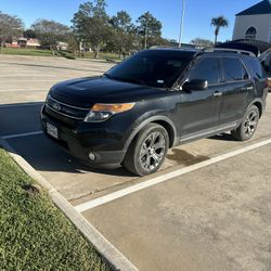 2015 Ford Explorer