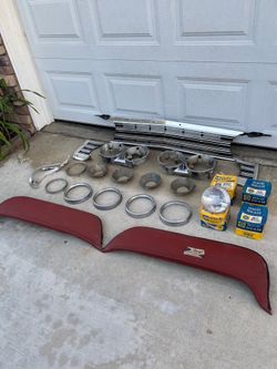1960’S CLASSIC CAR PARTS W/ PAIR OF “FOXCRAFT” FENDER SKIRTS