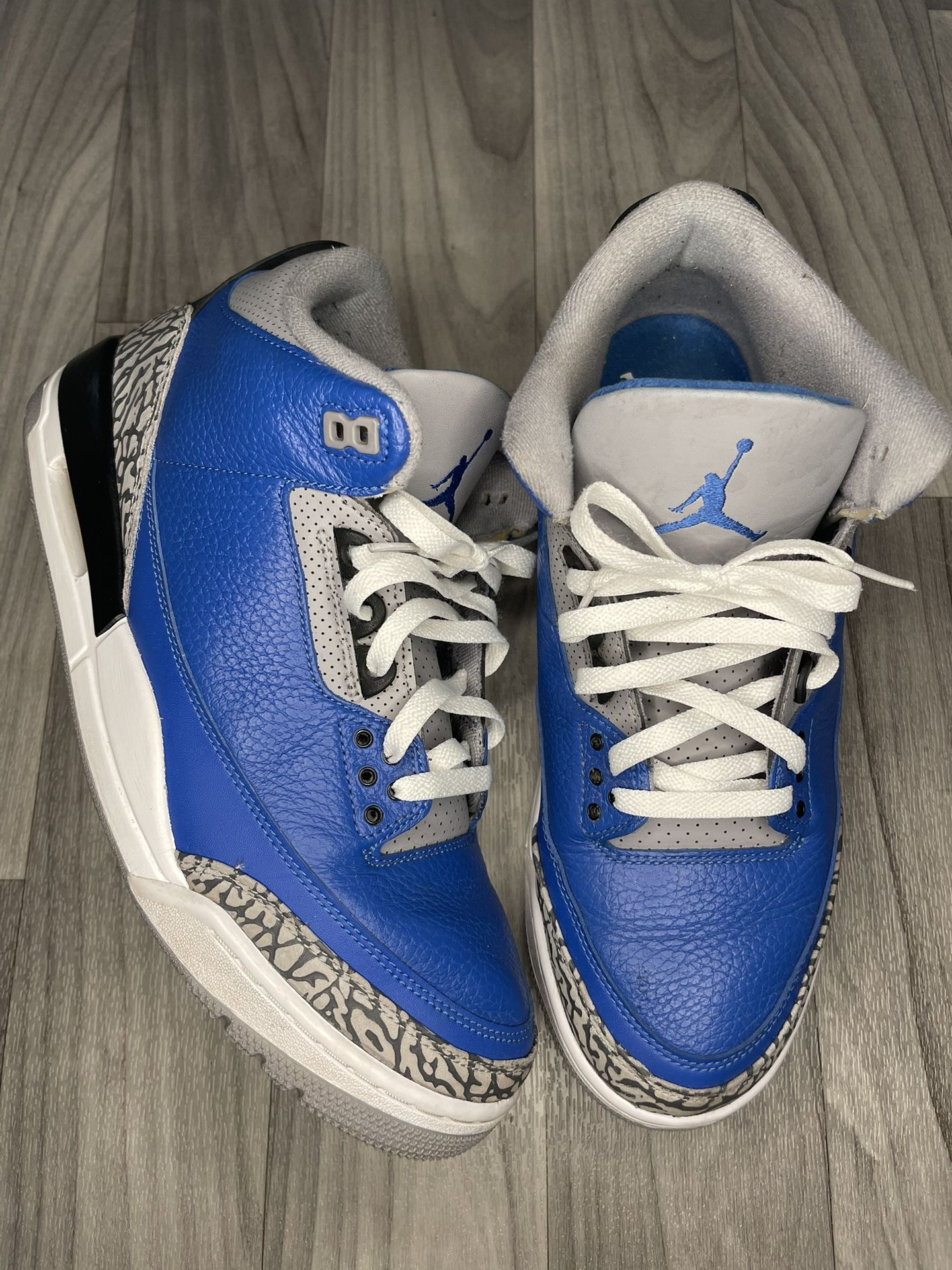 Varsity Royal Jordan 3s