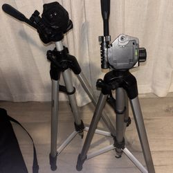 2 Camera Tripods + Carrying Bag