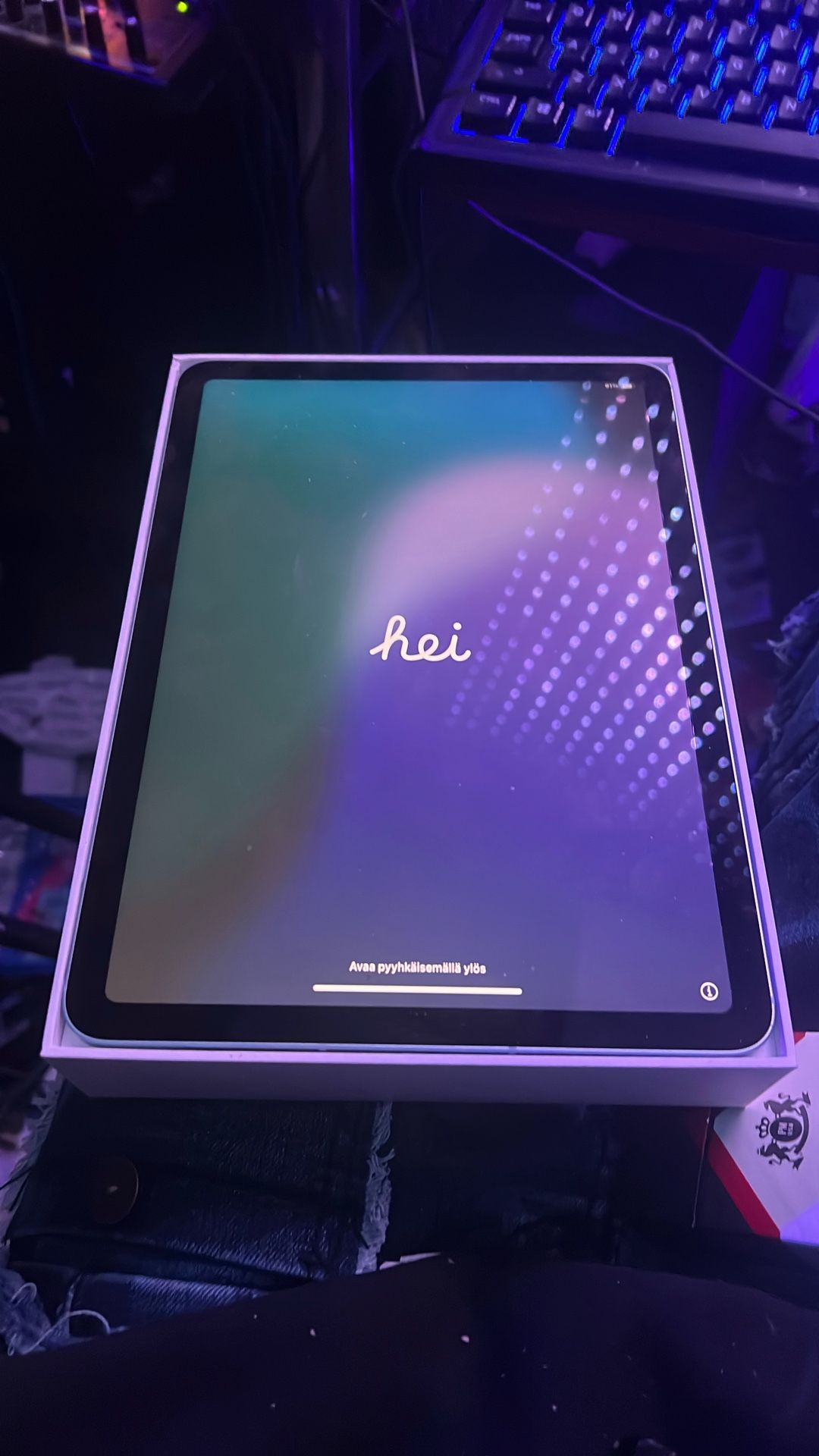 Like New iPad Air/7 Generation /M3 2025/256gb Unlocked