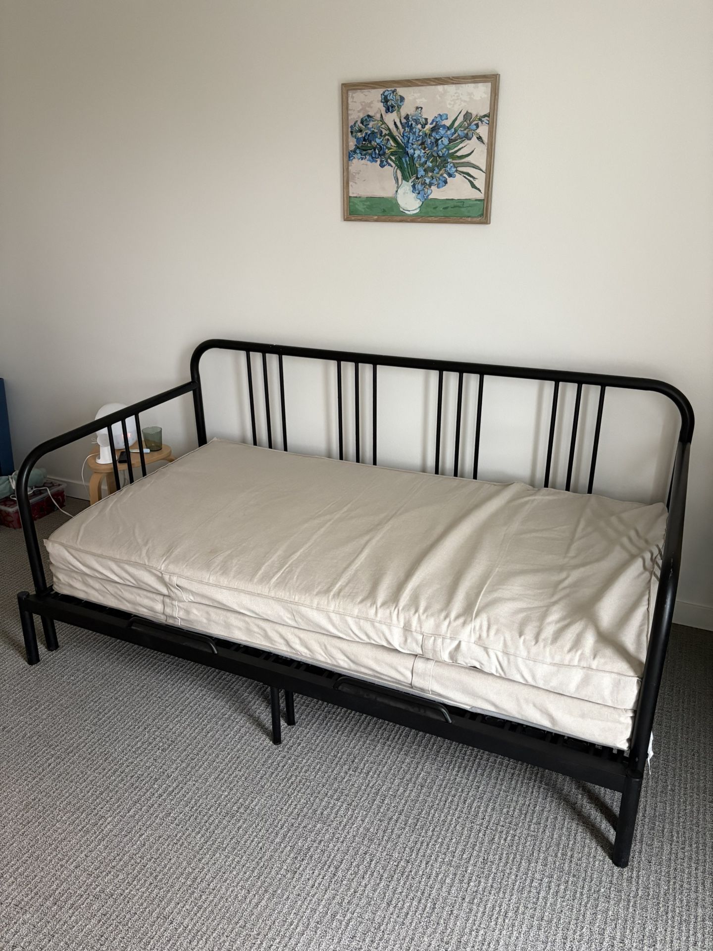 Day Bed / Futon