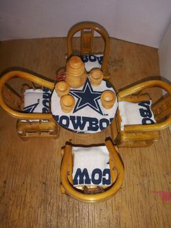 COWBOYS MINI BAMBOO TABLE WITH 4 CHAIRS