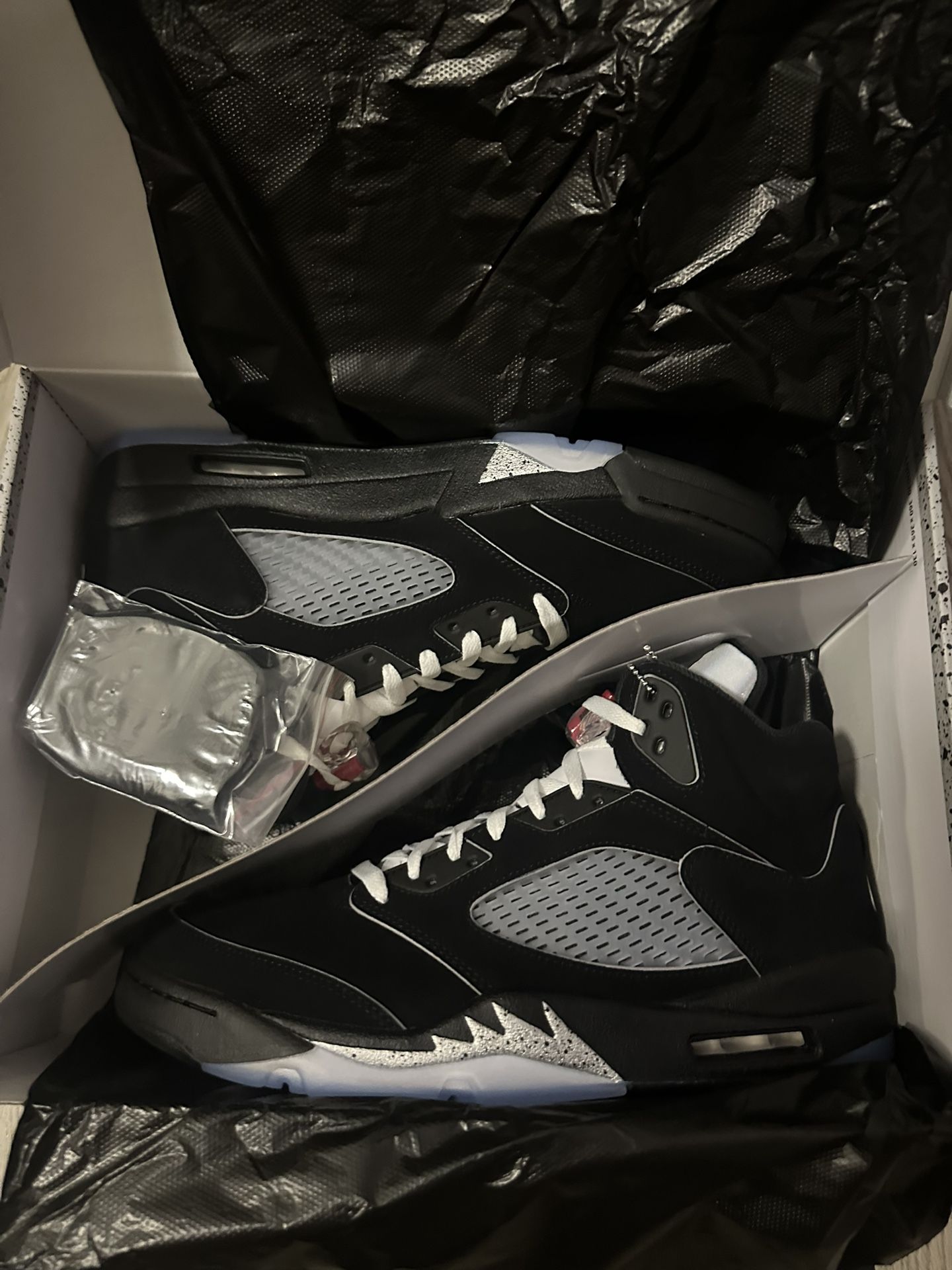 Nike Air Jordan 5 Retro OG Black Metallic Reimagined 2025 Men’s Size 12