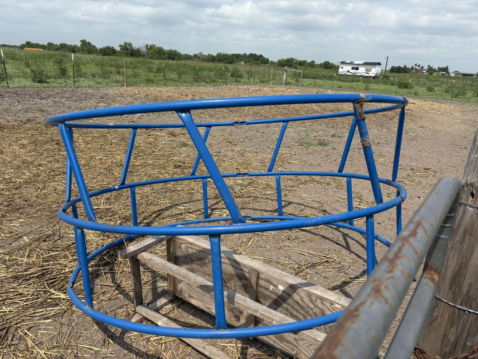 Round Bale Feeder
