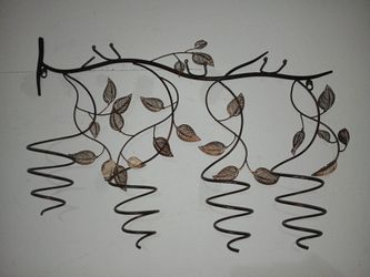 WALL DECOR
