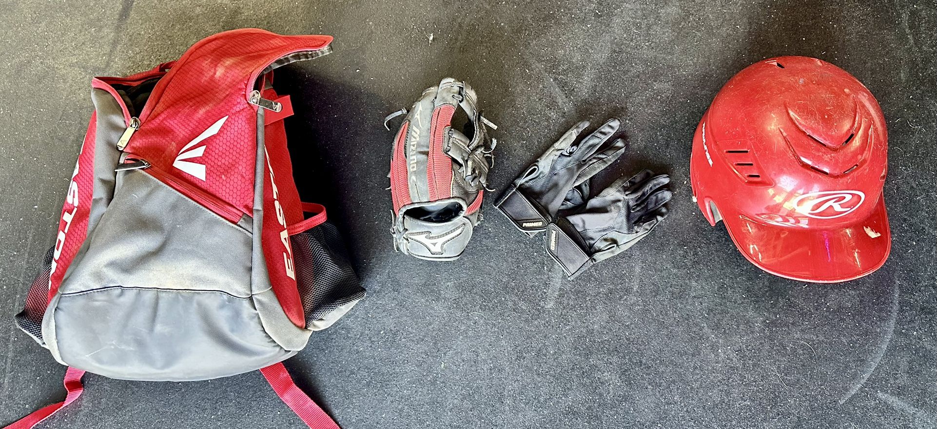 Youth Baseball Gear Set – Glove, Helmet, Bag & Batting Gloves
