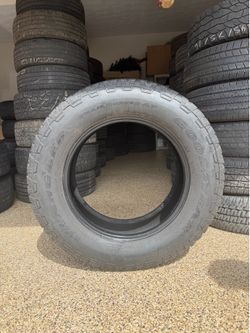 275/65/20 Goodyear Wrangler 8/32 — Snellville