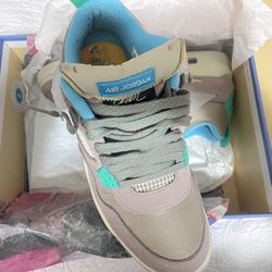 Air Jordan 4 Retro 
