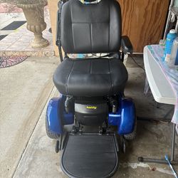 Pride Jazzy 1450 Heavy Duty Power Wheelchair – $5K New – $3,800 OBO