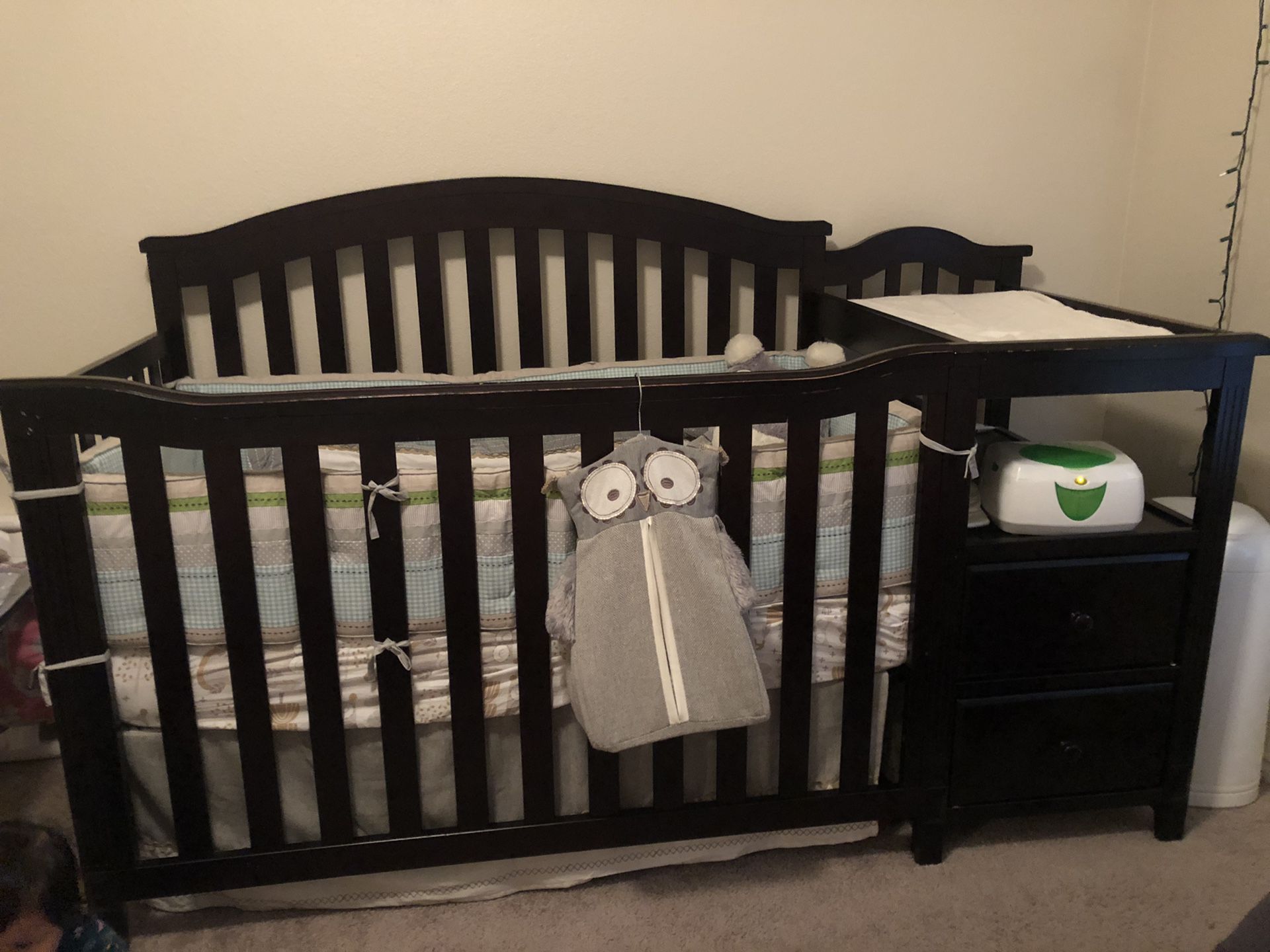5 in 1 crib, mattress, and bedding