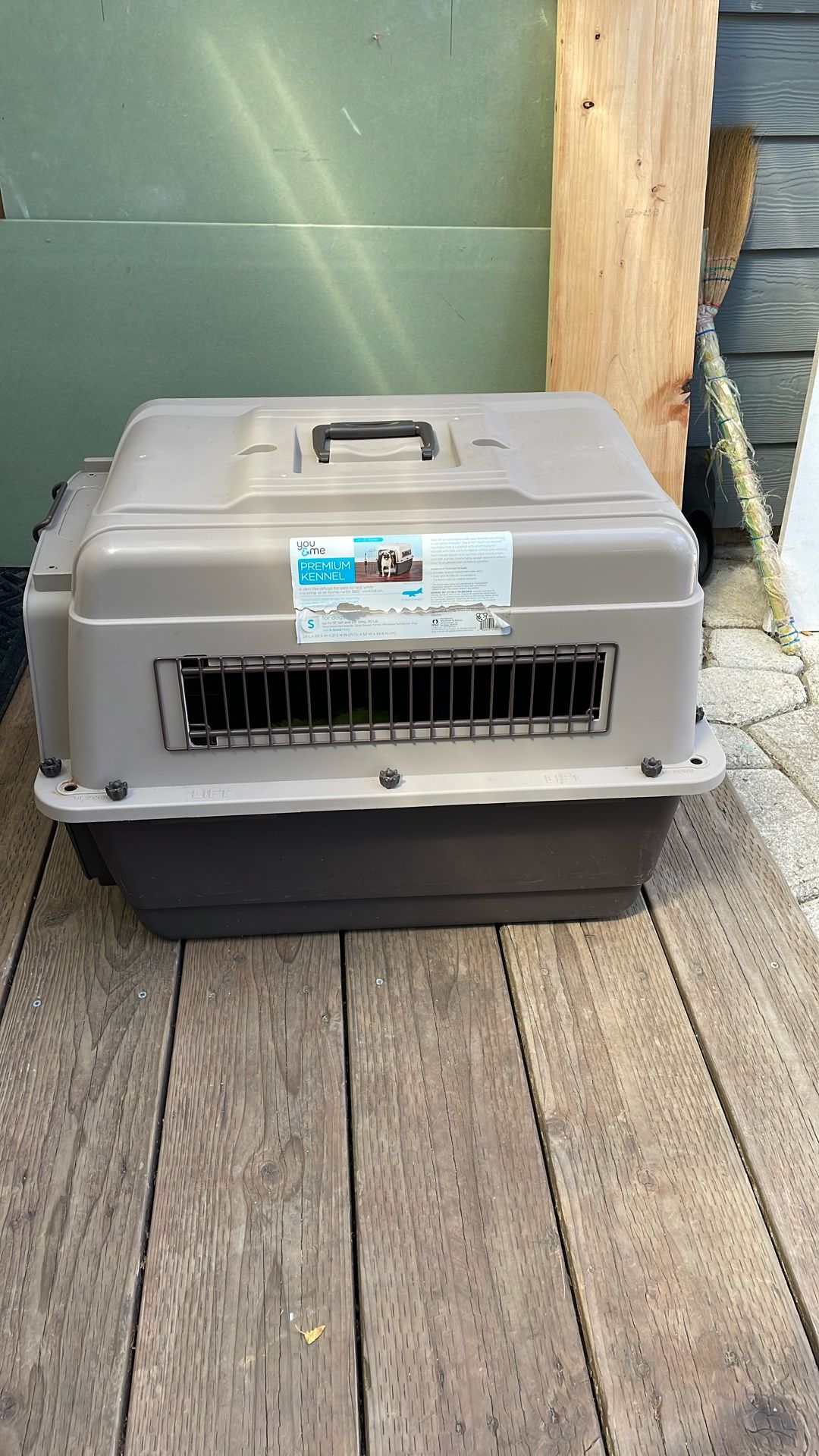 Dog Gagged Kennel