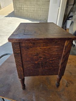 Antique shoe shine box/kit