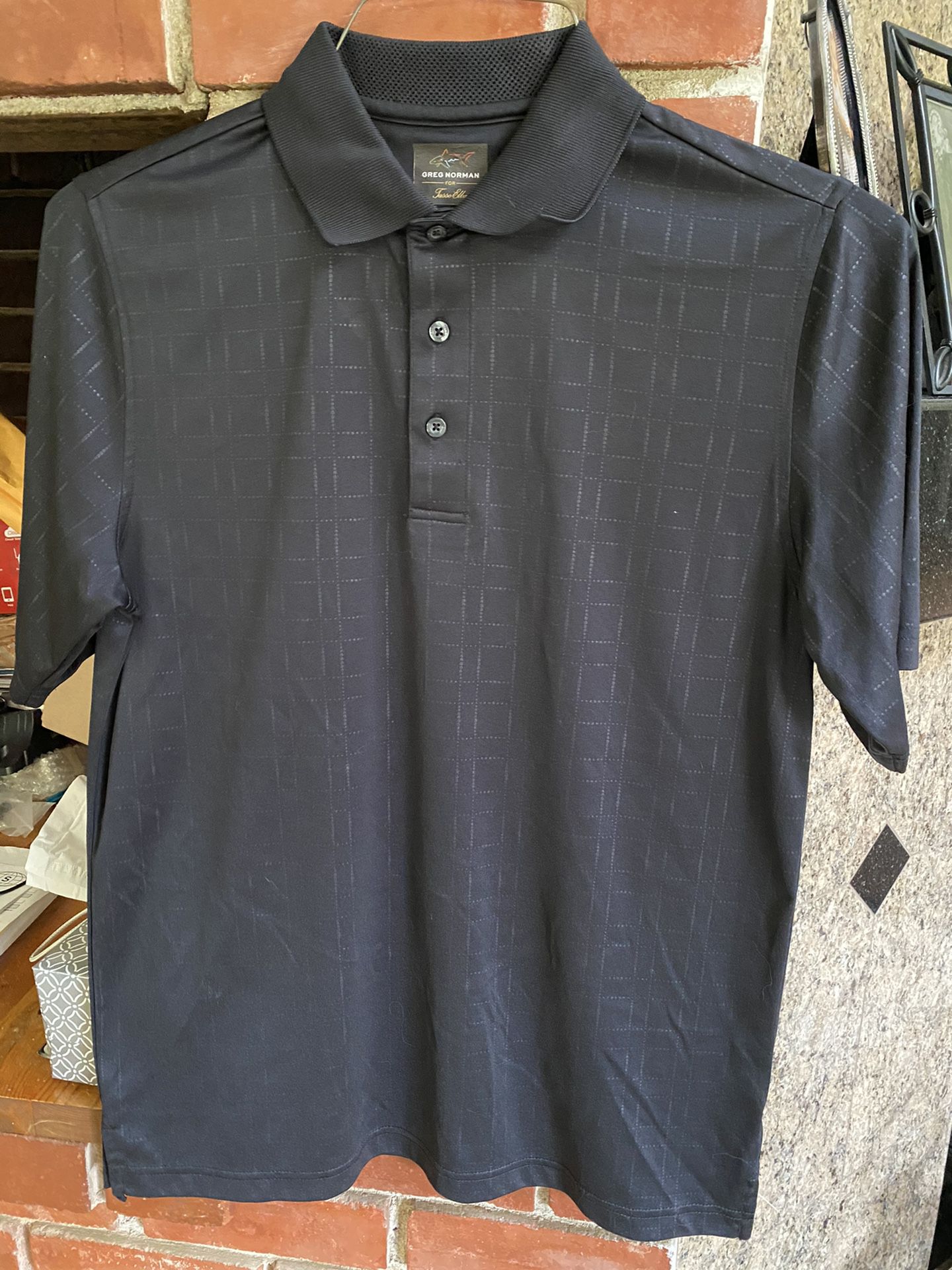 New Men’s Greg Norman Golf Shirt Size Small