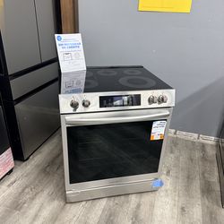 🔥FRIGIDAIRE GALLERY SLIDE IN ELECTRIC RANGE WITH AIR FRY🔥