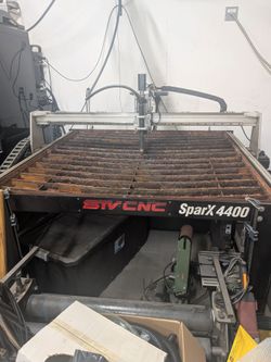 CNC plasma cutting table