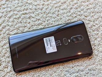 One Plus 6 with Case - Unlocked