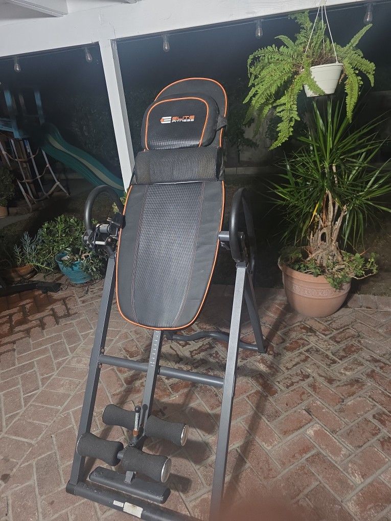 Elite Fitness Inversion Table