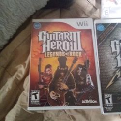 Wii  Guitar Hero Bundle +2 Free Games